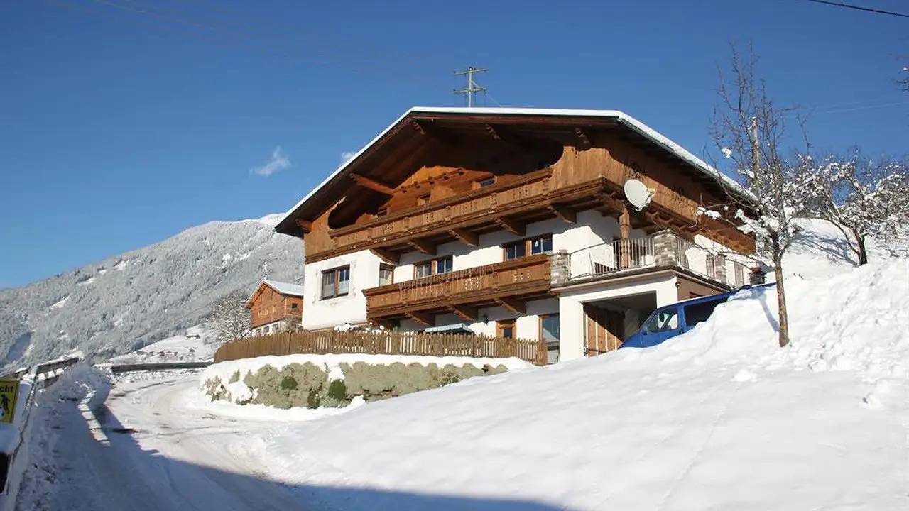 Ganze Ferienwohnung, Ferienwohnung für 6 Personen (80 m²) in Stummerberg in Stummerberg, Ski-Optimal Hochzillertal