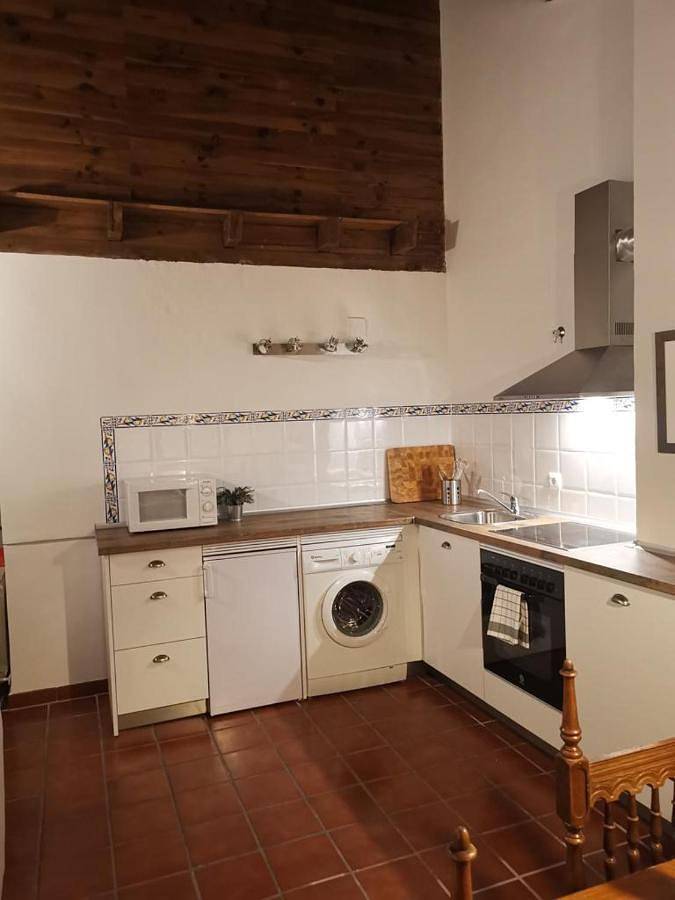 Casa rural para 6 personas, con jardín y vistas, Se admiten mascotas en Navarredonda de Gredos - 3