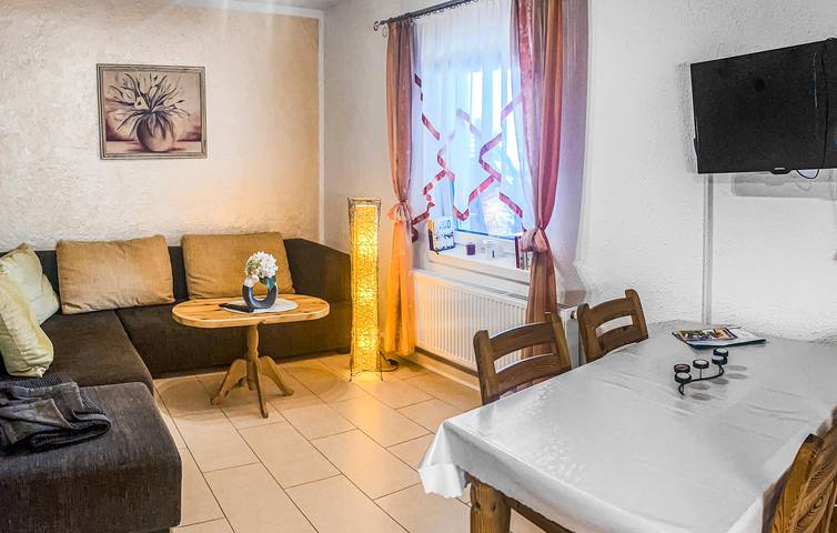 Ferienhaus für 3 Personen, mit Terrasse in Klink - 3