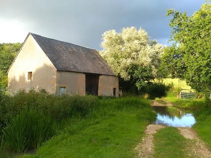 Öko-Ferienhaus in historischem Mühle, Naturerlebnisse in Bona, Nièvre
