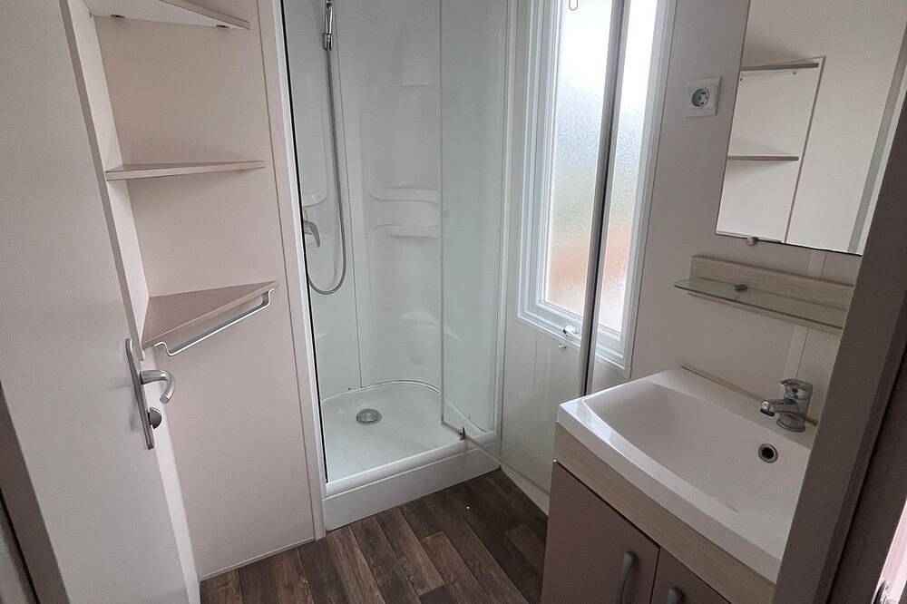 Le Cœur d'Opale Mobil-Home J009 by the sea in Le Portel, Boulogne-sur-Mer region