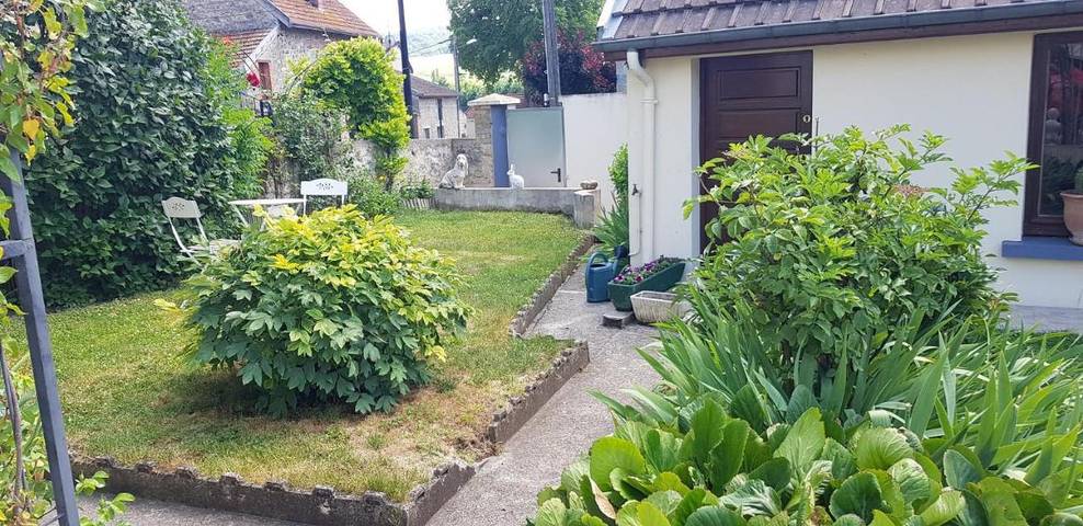 Location de vacances pour 6 personnes, avec jardin et vue, animaux acceptés dans Reuil - 2