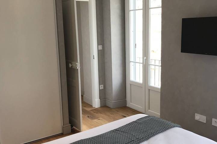 Ganze Wohnung, Studio-Komfort-Nasszelle-Blick auf das Wahrzeichen in Corte, Regionaler Naturpark Korsika
