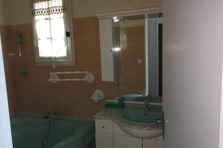 Gîte pour 4 personnes, avec jardin à Le Pontet - 4