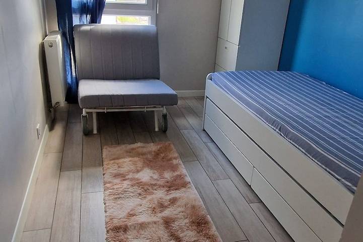 Gîte pour 5 personnes, avec balcon dans Stade Yves du Manoir - 3
