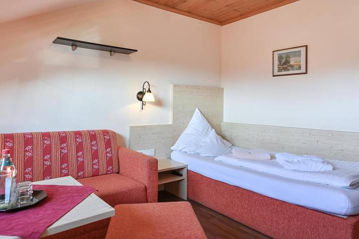 Hotel für 2 Personen, mit Whirlpool und Garten sowie Sauna bei Neuschwanstein - 2