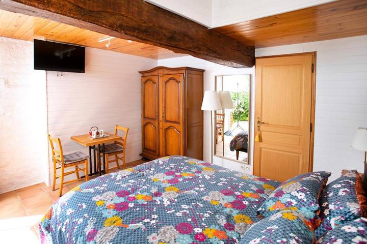 Location de vacances pour 2 personnes, avec jardin ainsi que terrasse et vue à Saint-Michel-de-Montjoie - 3