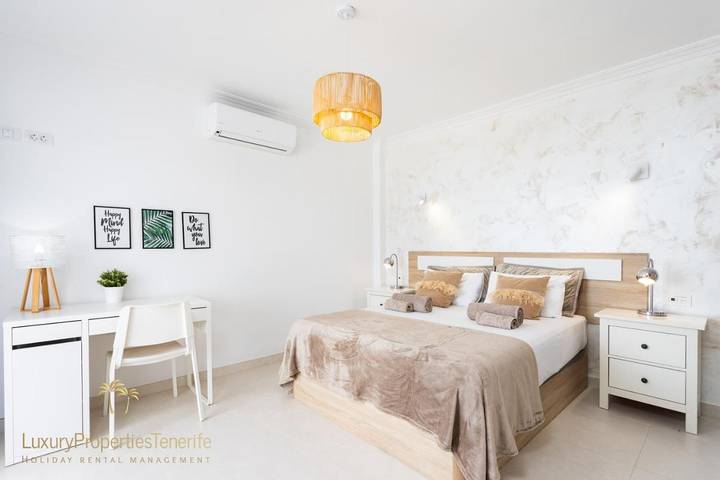 Villa für 20 Personen, mit Whirlpool und Pool sowie Garten in Adeje - 4