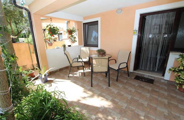 Ferienwohnung für 3 Personen, mit Balkon/Terrasse und Terrasse in Rovinj - 2