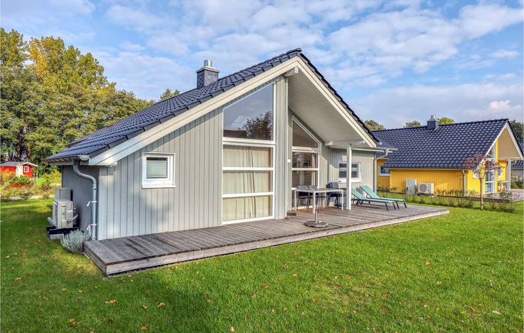 Gemütlicher Rückzugsort am Strand mit Terrasse und Parkplatz in Krems II, Kreis Segeberg