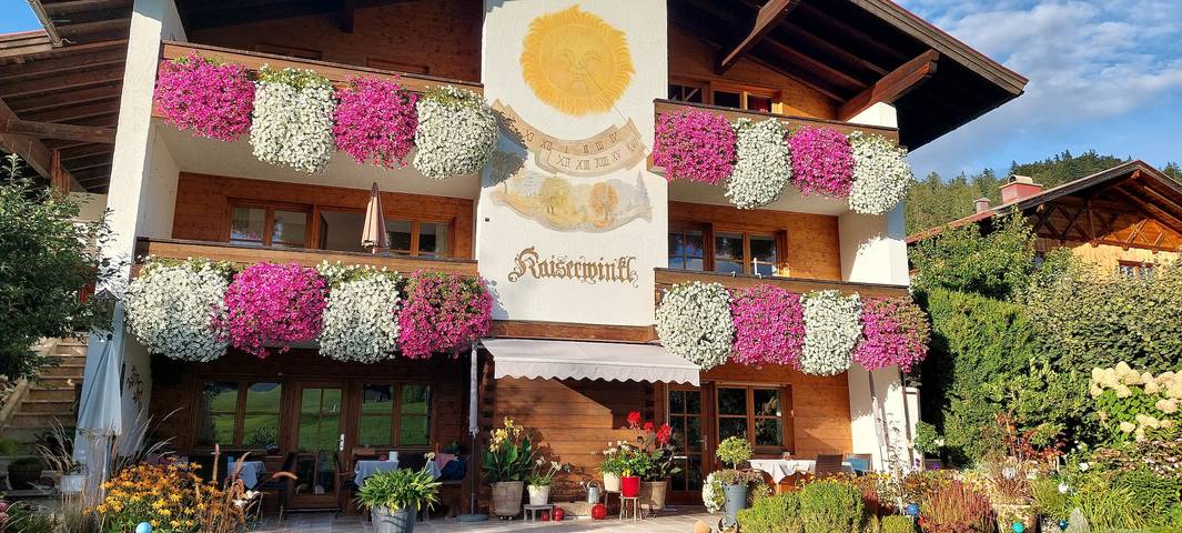 Hütte für 3 Personen, mit Balkon und Terrasse sowie Garten in Reit im Winkl