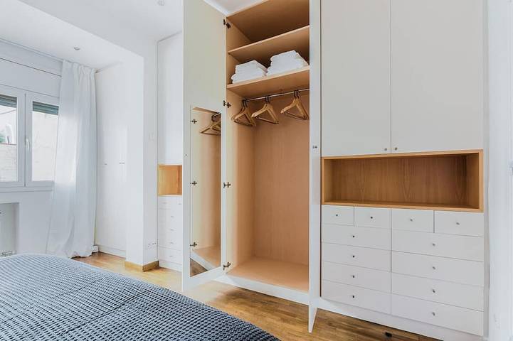 Ferienhaus für 8 Personen, mit Balkon in Barcelona - 4