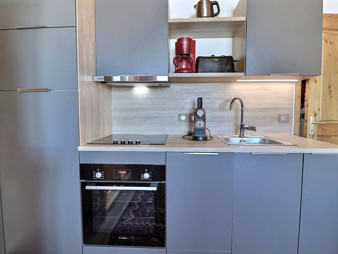 Apartamento entero, Encantador 2 Piezas a Pie de Pista con Balcón y Wifi Gratis in Méribel-Mottaret, Les Allues