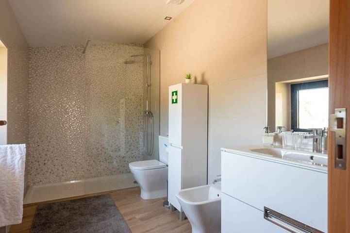 Location de vacances pour 2 personnes, avec jardin dans Belinho - 2