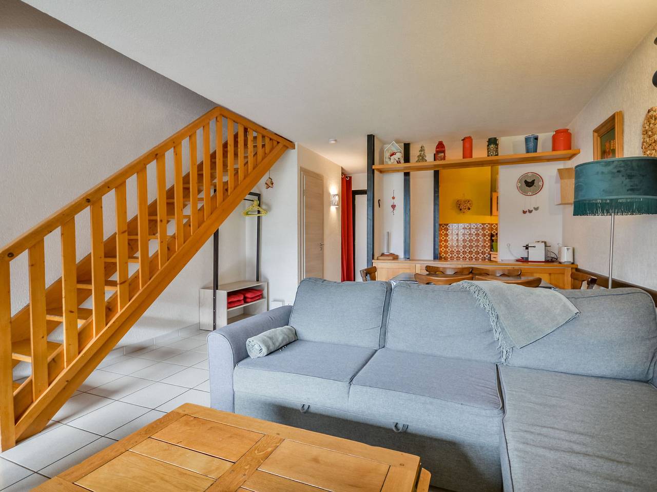Ganze Wohnung, Ruhige, geräumige T3-Maisonette für 6 Personen mit Balkon in Morzine, nahe Skilifte und Zentrum in Morzine, Les Portes du Soleil