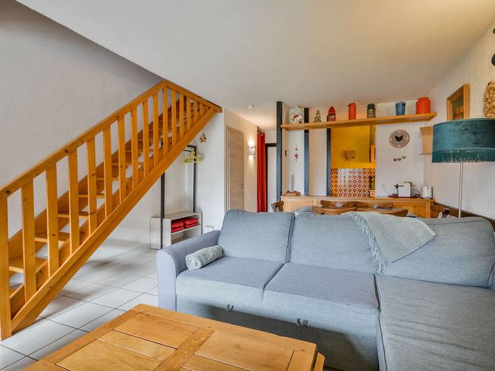 Ganze Wohnung, Ruhige, geräumige T3-Maisonette für 6 Personen mit Balkon in Morzine, nahe Skilifte und Zentrum in Morzine, Les Portes du Soleil