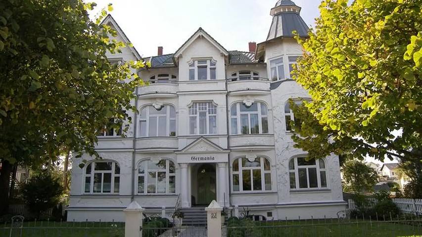 Ferienwohnung für 4 Personen, mit Balkon in Ahlbeck