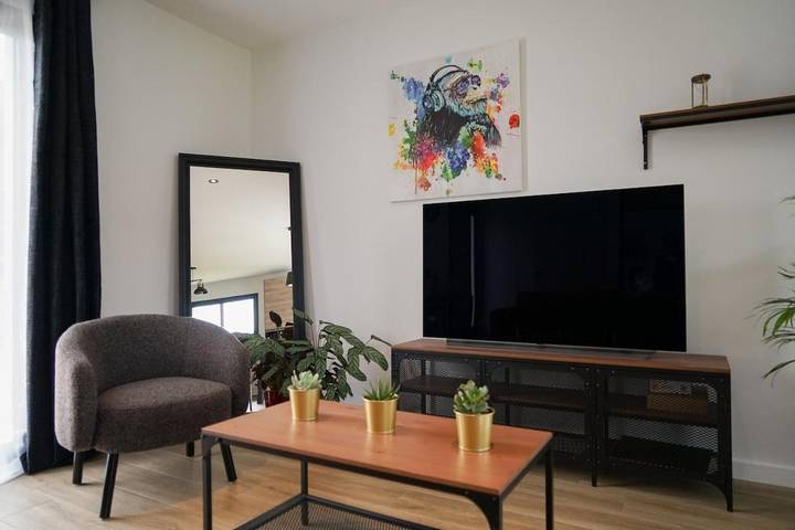 Location de vacances pour 9 personnes, avec jardin dans Arthès - 2