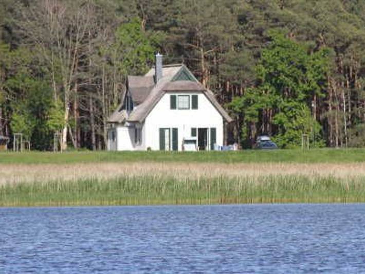 Ferienhaus für 5 Personen, mit Terrasse und Seeblick sowie Garten, kinderfreundlich in Breege