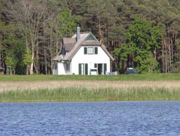 Ferienhaus für 5 Personen, mit Seeblick und Terrasse sowie Garten, kinderfreundlich auf Rügen