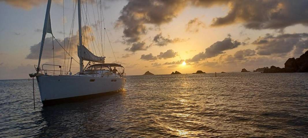 Bateau pour 8 personnes, avec vue et piscine, animaux acceptés dans Saint-Barthélemy - 2