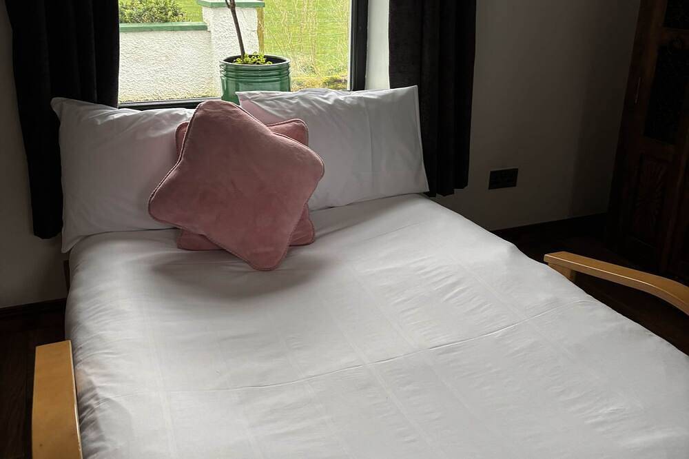 The Hideaway Muff - Private estate, Shebeen, Lough Foyle in Inishowen, Irish Ulster