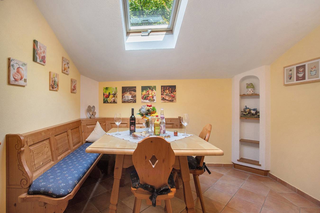 Ganze Wohnung, Ferienwohnung Alpenrose" mit Bergblick, Balkon und Wlan in Bad Reichenhall, Berchtesgadener Alpen