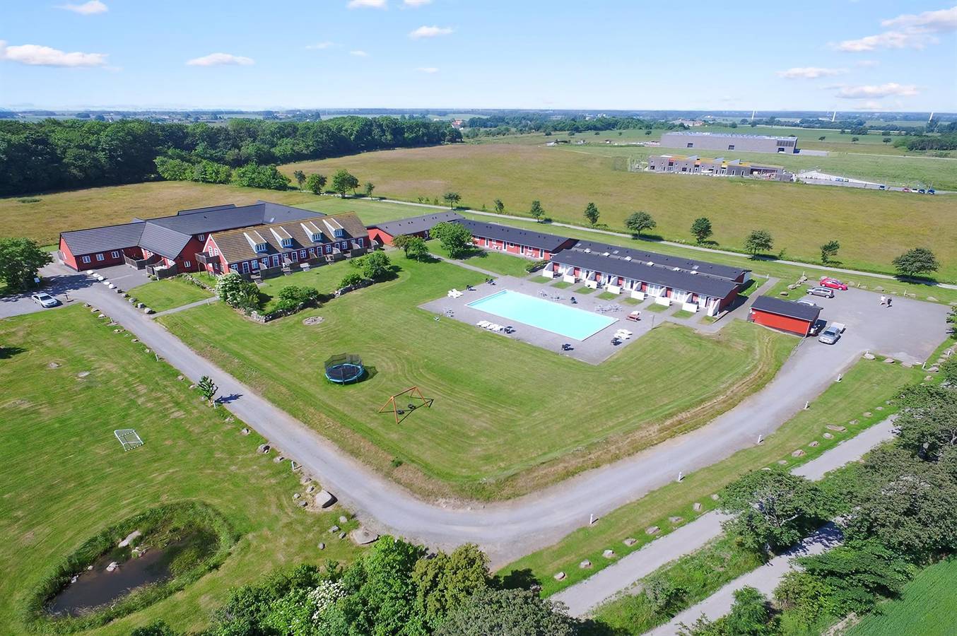 Ganze Wohnung, Nice apartment in Aakirkeby w/ 2 Bedrooms and Outdoor swimming pool in Aakirkeby, Bornholm