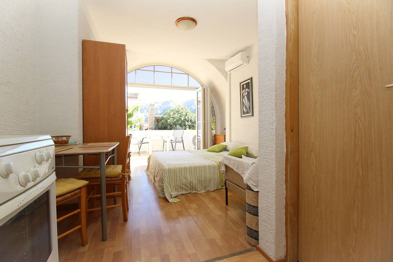 Entire apartment, Studio Mul No.5 Luk - for 2 persons, with Balcony in Baska, Krk