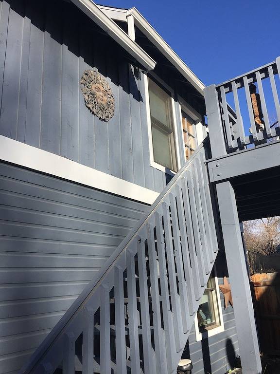 Ganze Wohnung, Schönes altes Kutschenhaus in ruhiger Nachbarschaft in Fort Collins, Larimer County