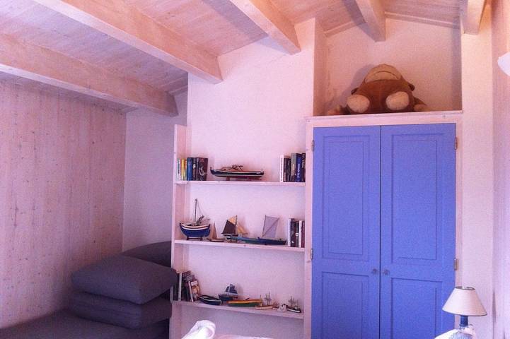 Ferienhaus - 6   Räume - 8/9   Personen in Loix, Ile de Re