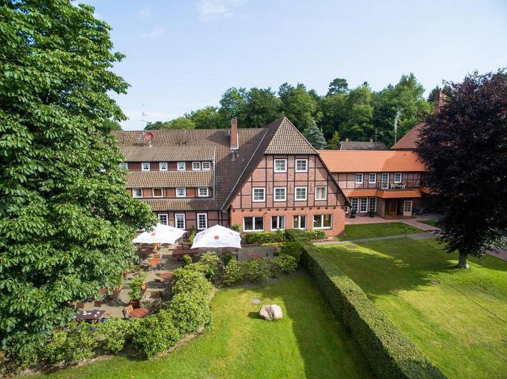 Hotel, mit Terrasse und Garten sowie Pool und Sauna in Egestorf - 2
