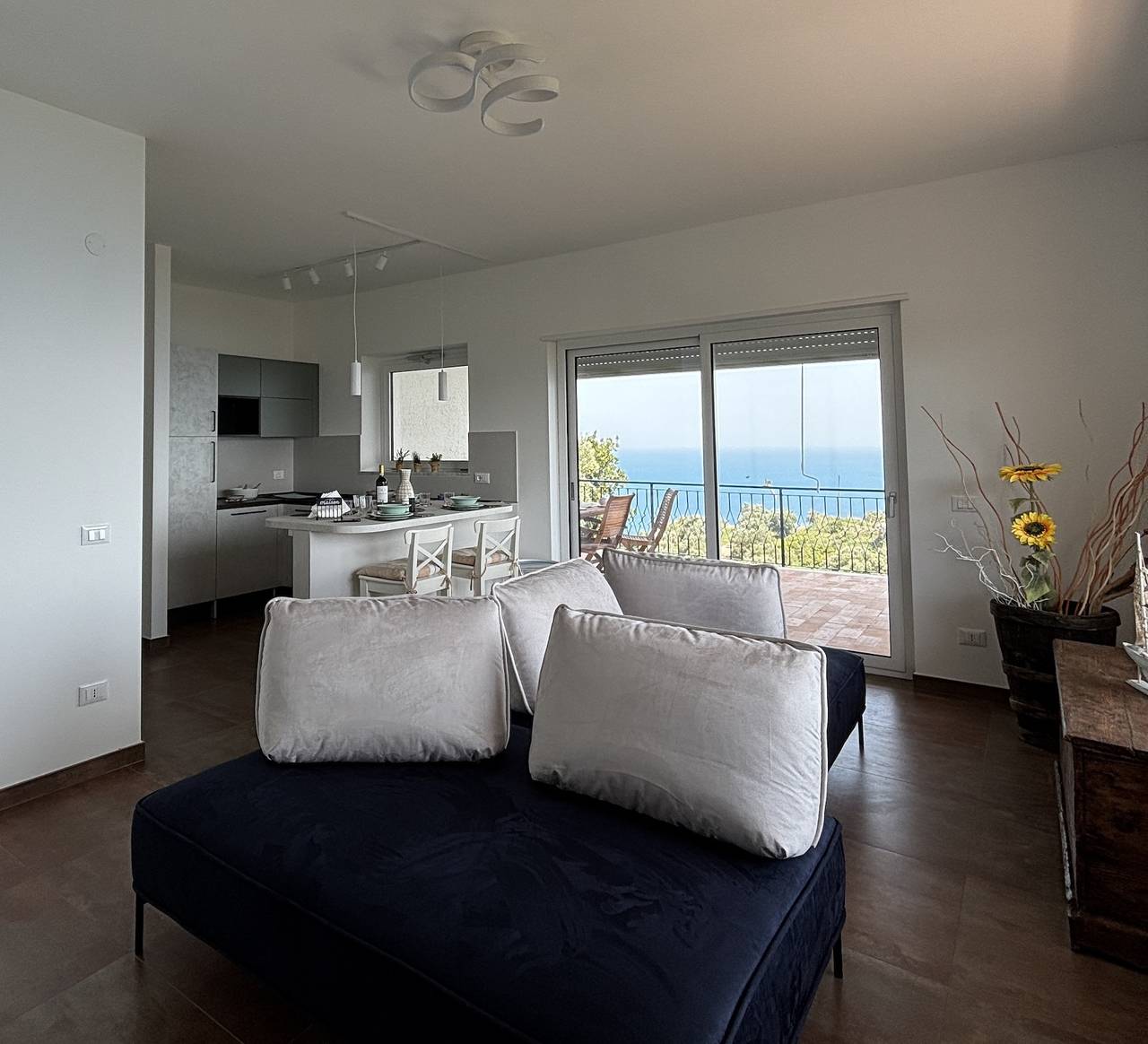 Apartamento entero, Maison Stalettì, entre cielo, mar e higos chumbos in Stalettì, Provincia de Catanzaro