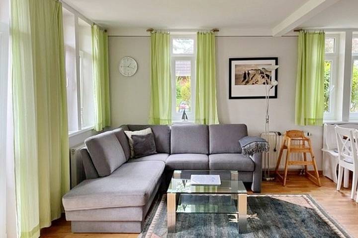 Ferienhaus für 6 Personen, mit Terrasse und Garten - 1