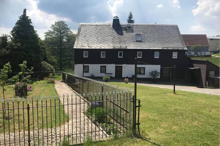 Ferienwohnung für 3 Personen, mit Terrasse und Garten, mit Haustier in Stolpen