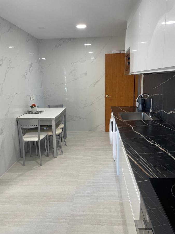 Gîte pour 6 personnes, avec vue et balcon à Zumaia - 3