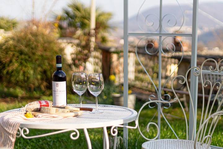 Location de vacances pour 2 personnes, avec Terrasse ainsi que Jardin et Vue à Torre Pellice - 4