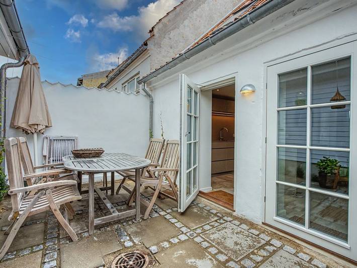 "Swarthofthi" - 90m from the sea in Assens, Kleiner Belt