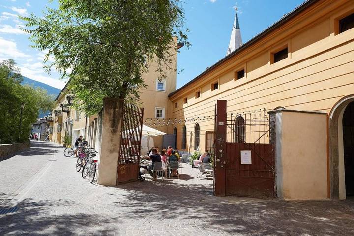 B&B für 6 Personen, mit Balkon und Terrasse sowie Garten in Brixen