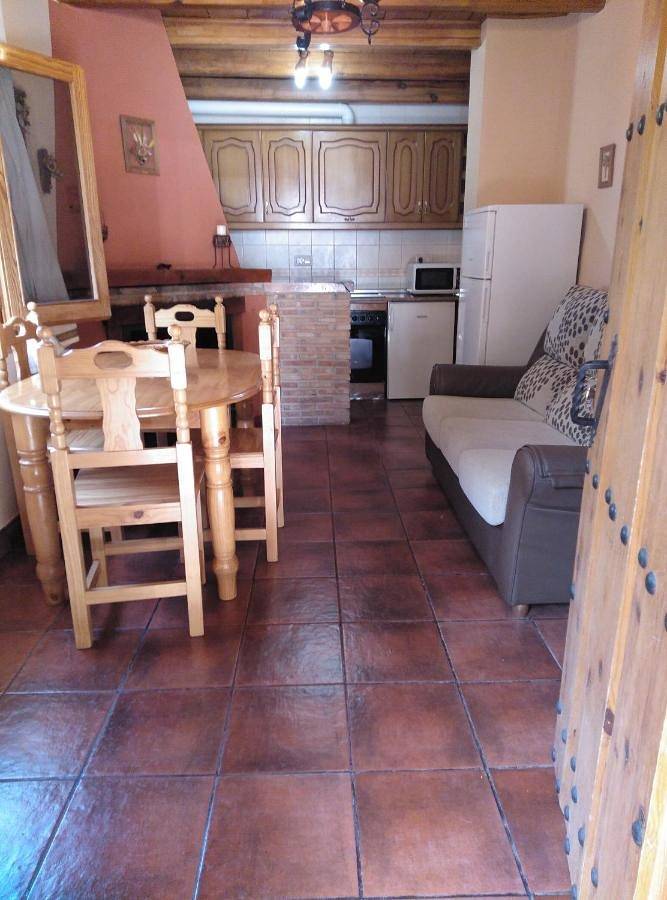 Casa rural para 7 personas, con vistas y terraza, Familias con niños en Arroyo Frío - 3