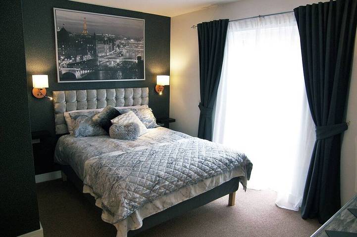 Appartamento intero, Matrimoniale-Città-Bagno privato con doccia-Nessuna visualizzazione-Flat 4 in Edimburgo, Lothian