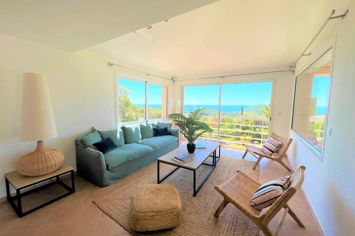 Ferienhaus mit Meerblick für 8 Personen, mit Pool und Terrasse sowie Garten, kinderfreundlich auf Korsika - 4