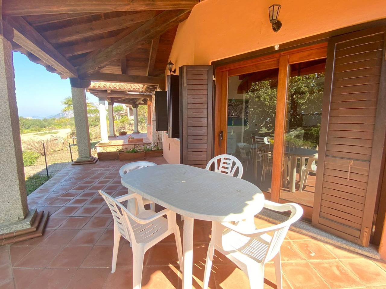 Appartement de vacances entier, Appartement de vacances pour 5 personnes avec jardin in Salinedda, San Teodoro