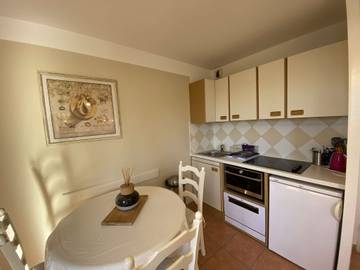 Appartement De Vacances pour 5 Personnes dans Roquebrune-sur-Argens, Région de Draguignan, Photo 3