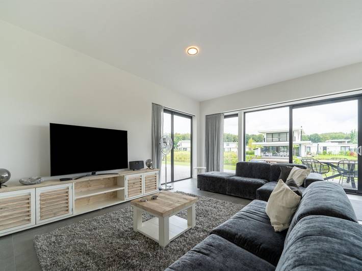 Ferienhaus für 16 Personen, mit Whirlpool und Balkon sowie Garten in Flevoland - 2