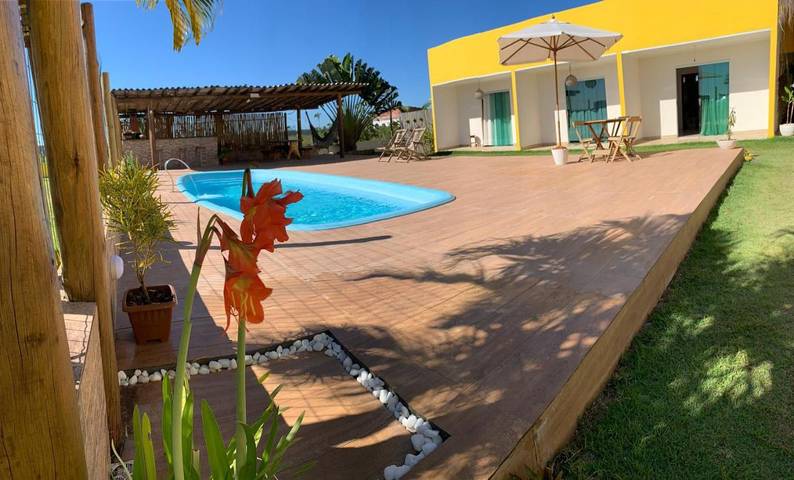 Casas e apartamentos de temporada para 4 pessoas, com piscina e jardim e ainda vista em Maraú