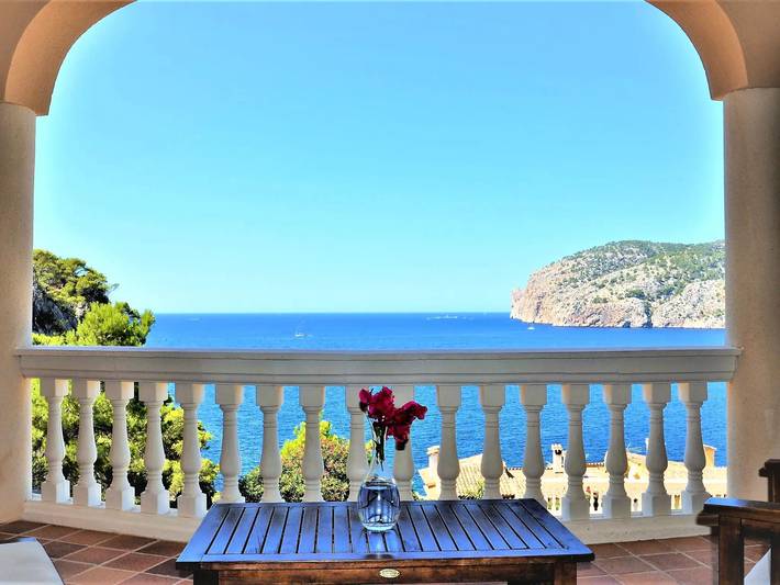 Location de vacances pour 8 personnes, avec jardin dans Camp de Mar