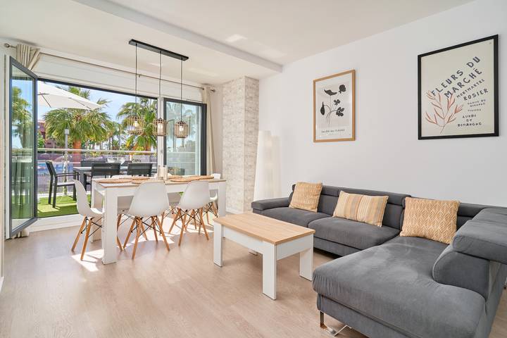 Gîte pour 6 personnes, avec balcon et bassin pour enfant ainsi que jacuzzi et jardin à Motril - 4