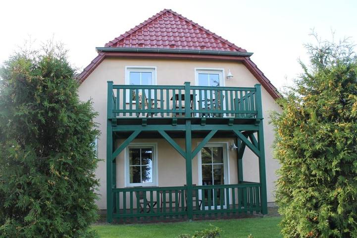 Ganze Wohnung, One-Bedroom Apartment  2 in Polchow, Glowe