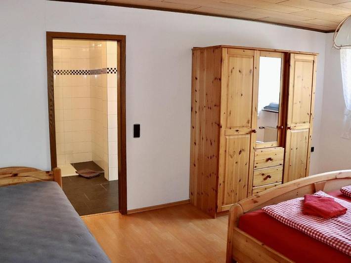 Ferienhaus für 4 Personen, mit Balkon und Terrasse sowie Garten und Ausblick in Herscheid - 4
